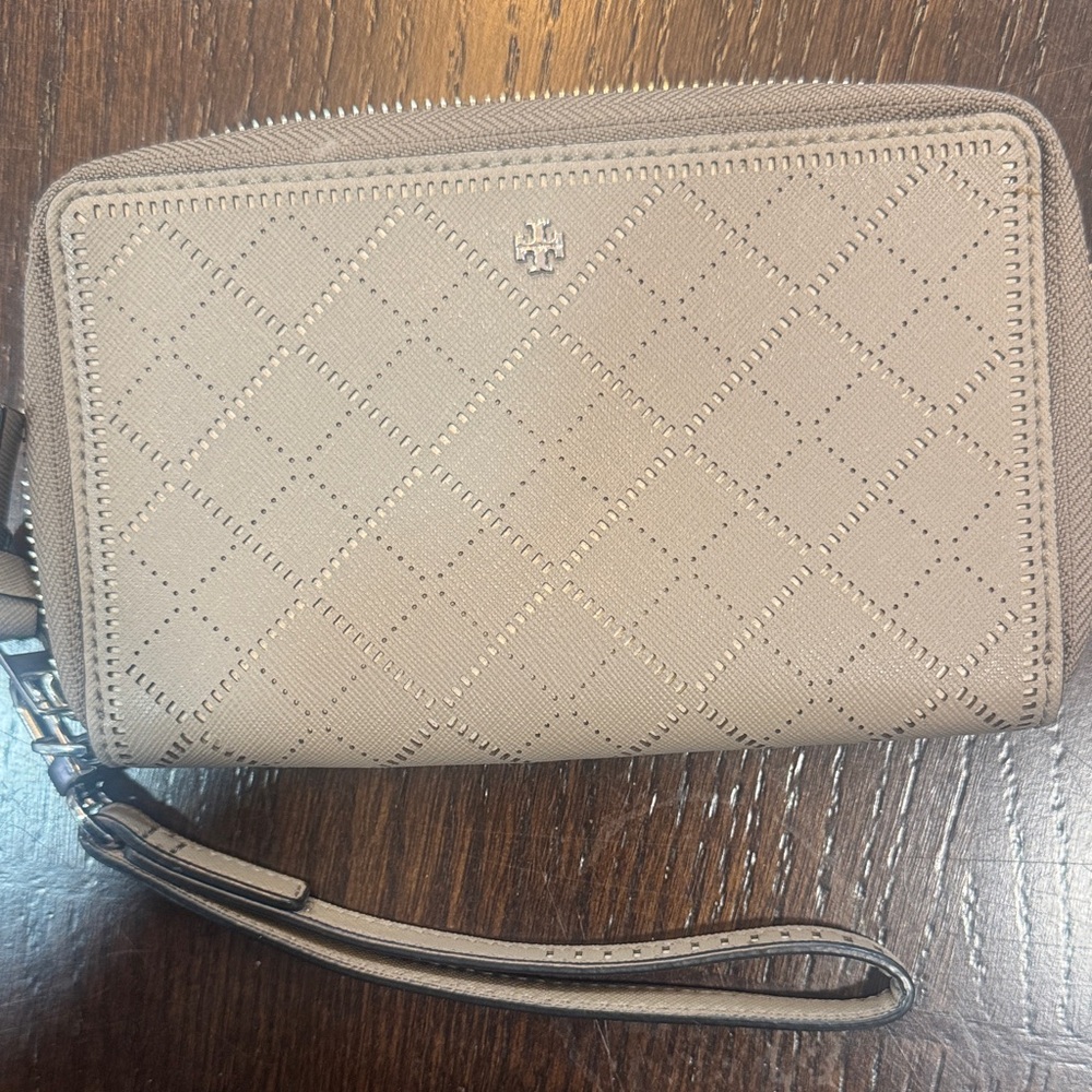 Tory Burch Taupe Quilted Perforated Zip Wristlet